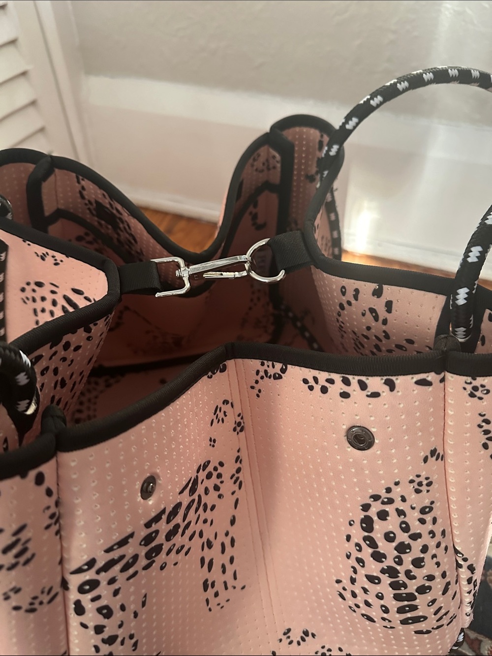 Pop Ups Brand Pretty Pink II Everyday Tote - Picture 6 of 8